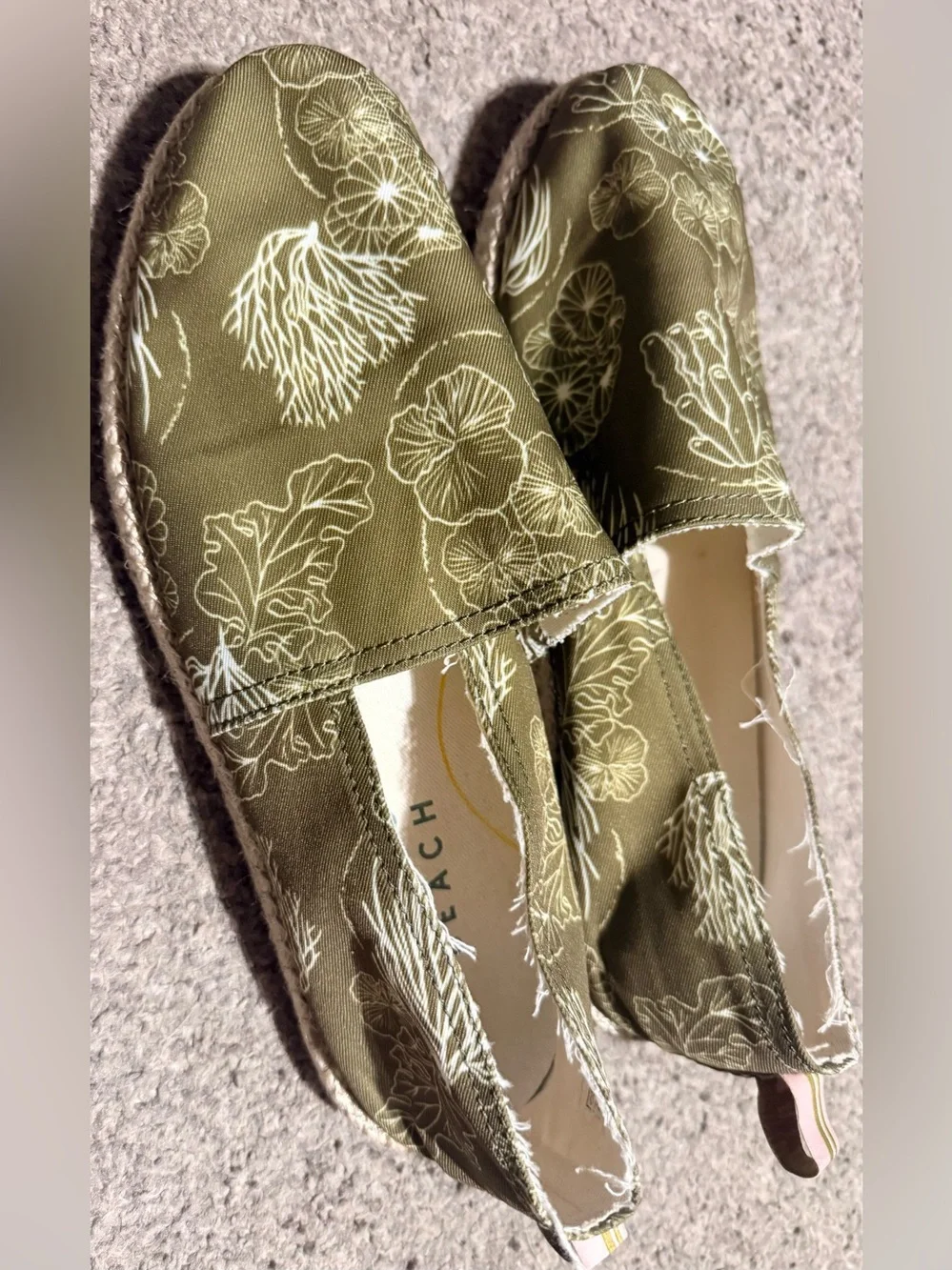 Vionic Beach Laguna Espadrilles Slip-On Size-9 Wide